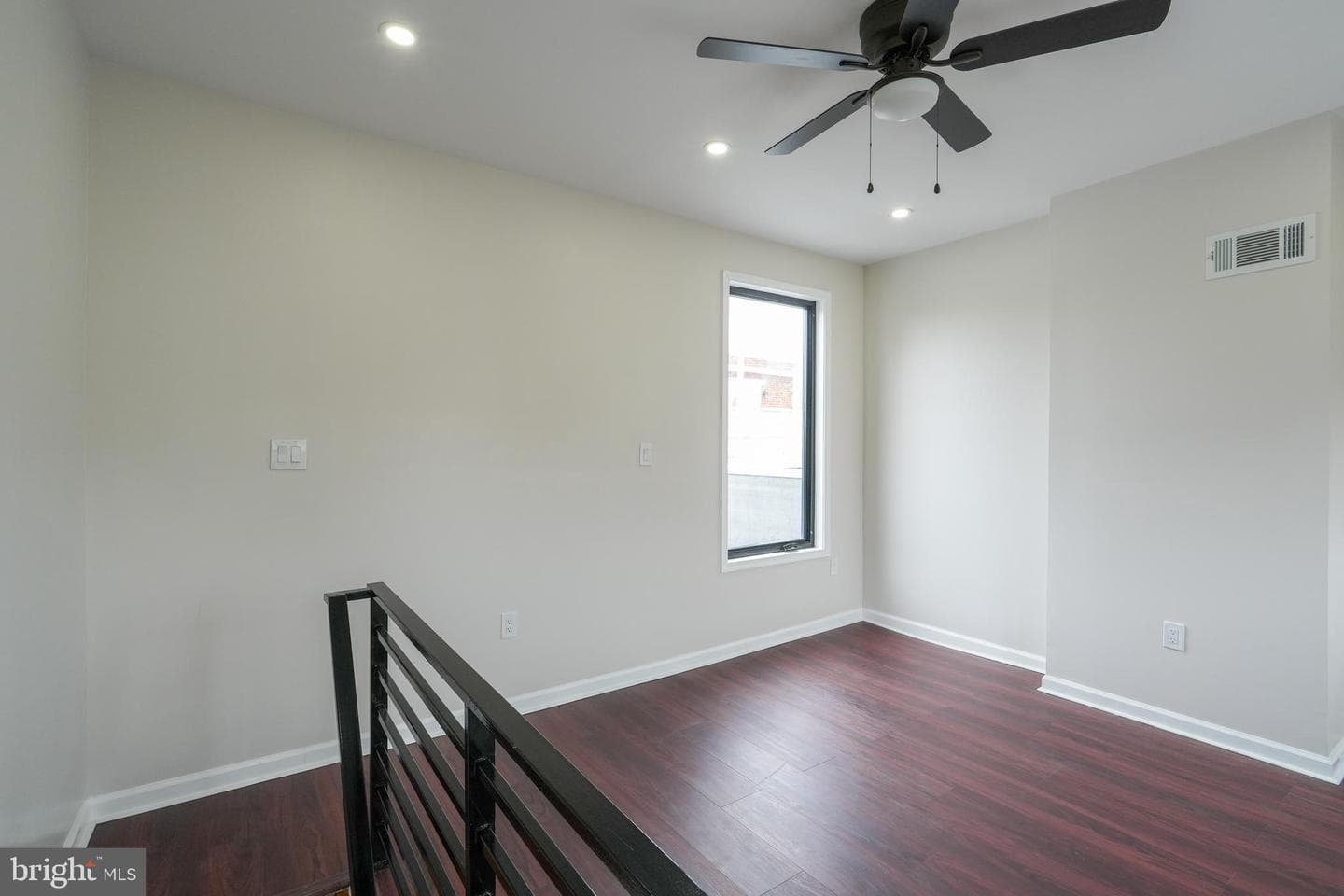 1236 E Moyamensing Avenue photo 13