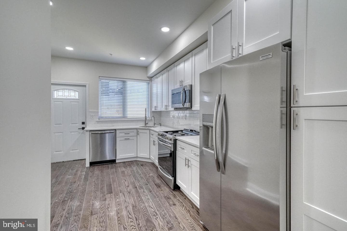 1211 Peters Street photo 4