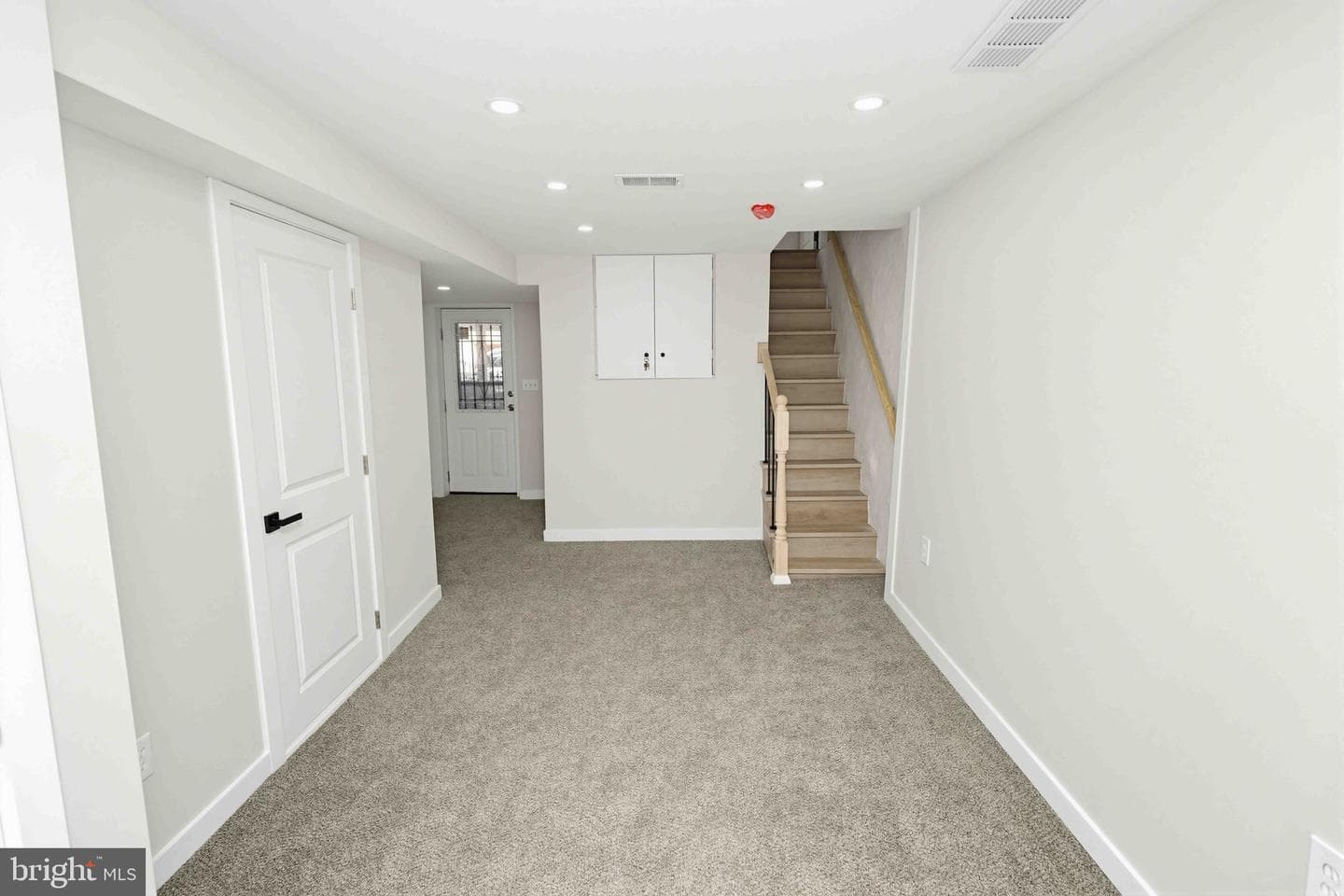 5824 N Marshall Street photo 27