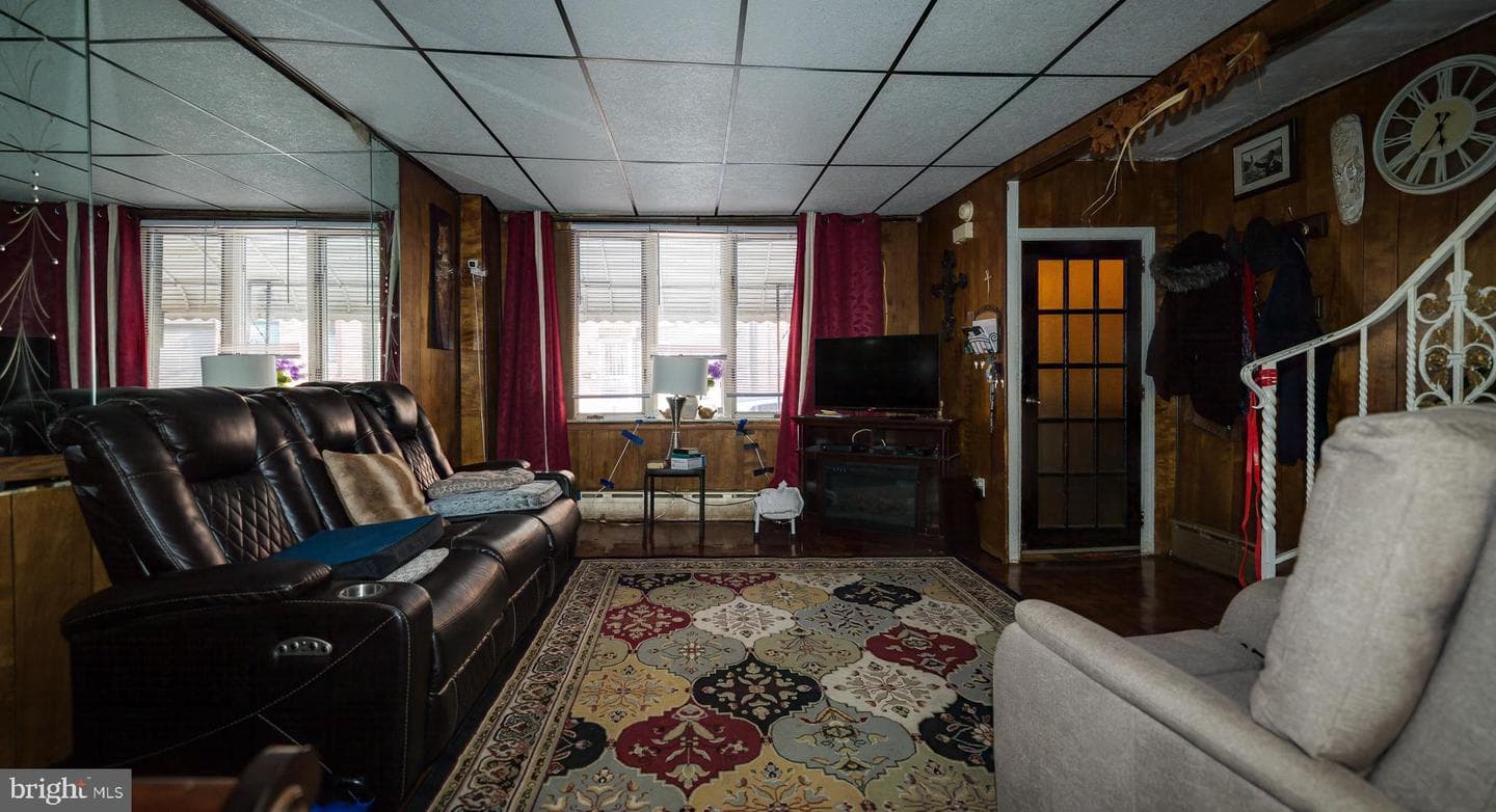 420 Manton Street photo 3