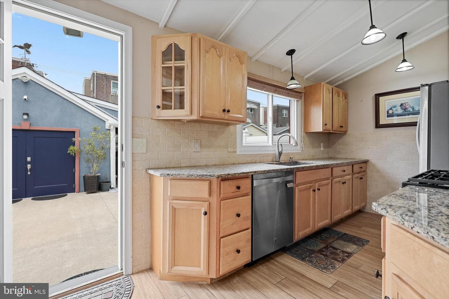 8320 Alicia Street photo 12