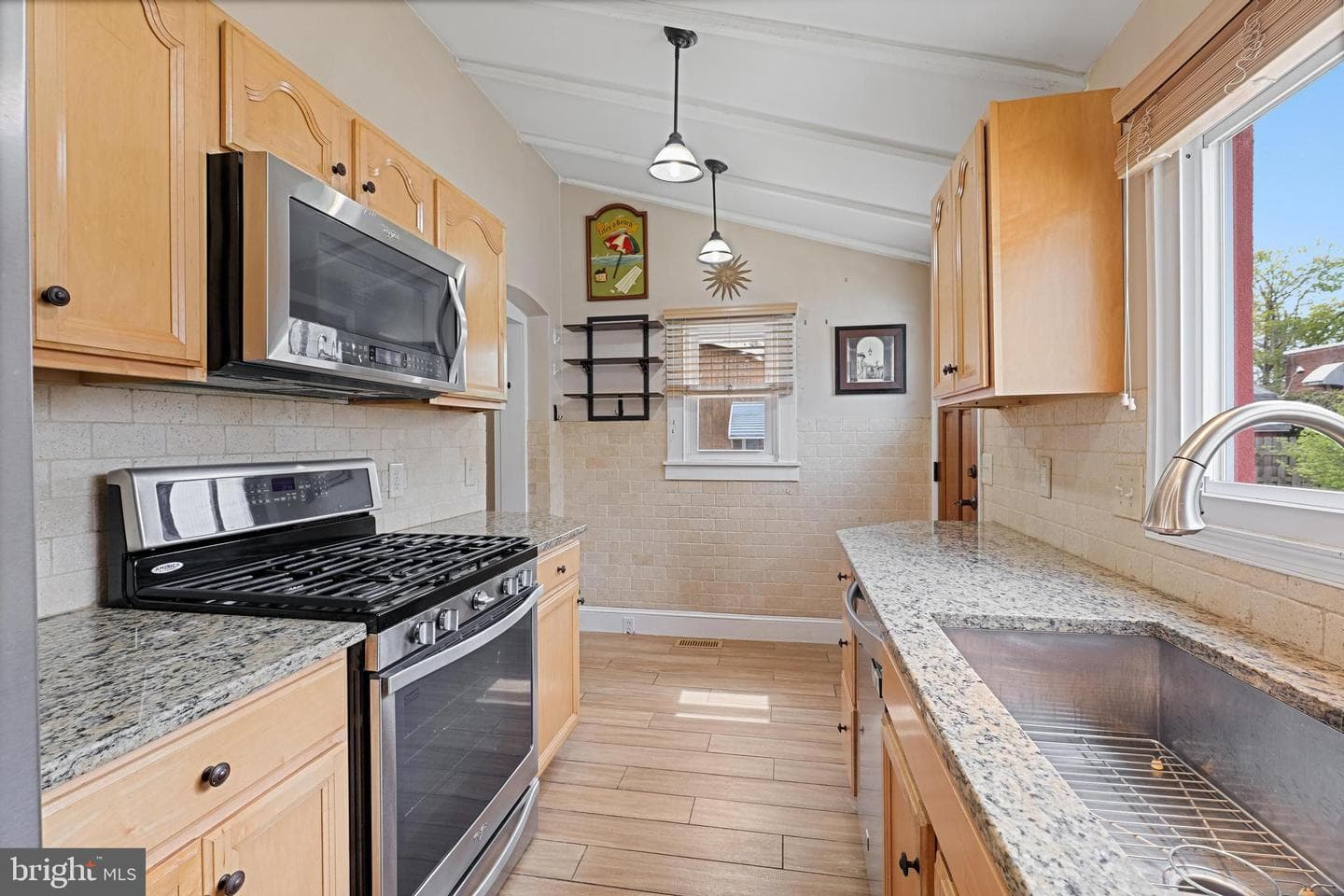 8320 Alicia Street photo 14
