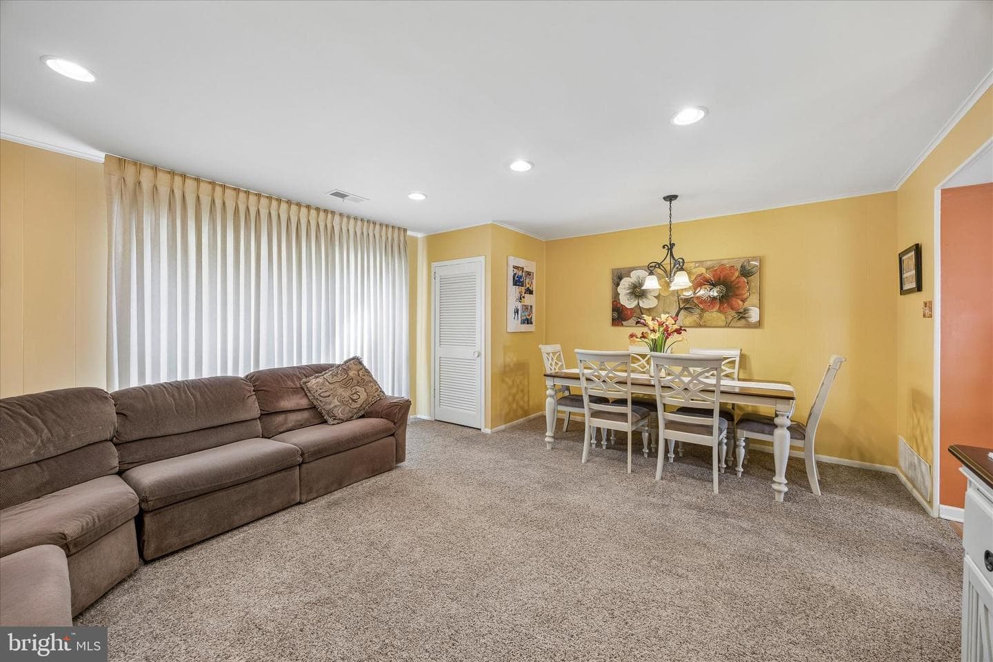 9841 Cowden Street photo 12
