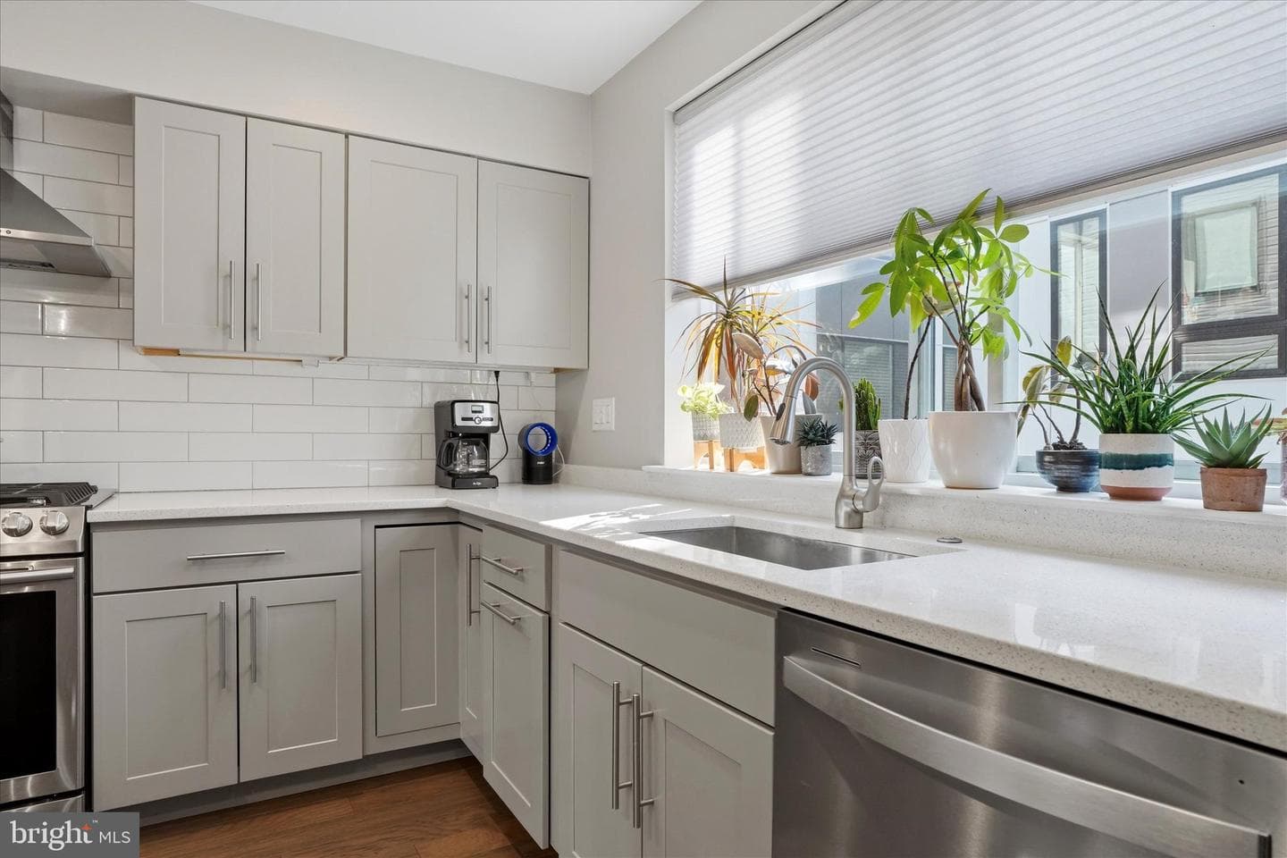 1726 N Hancock Street photo 10