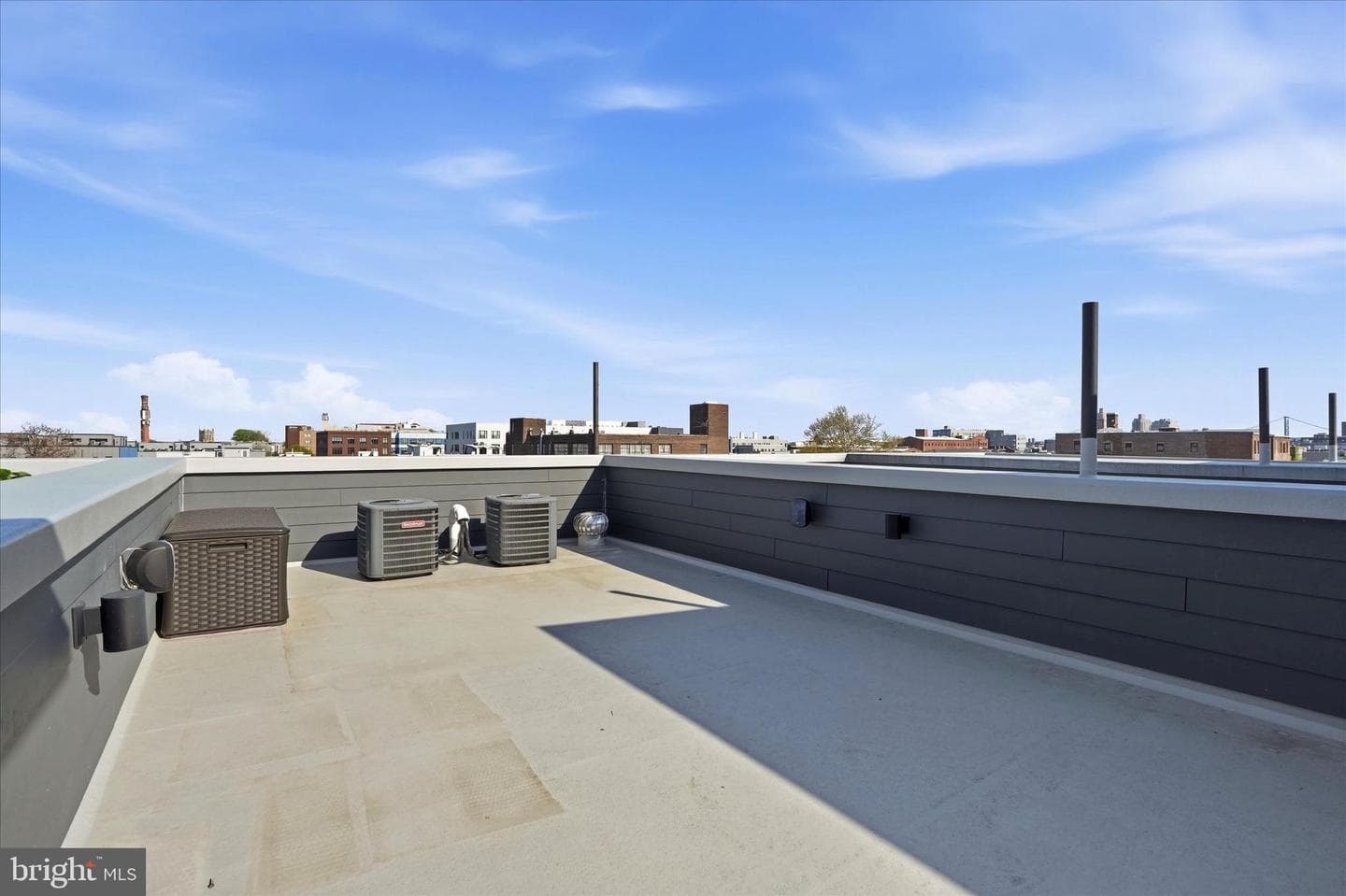1726 N Hancock Street photo 27