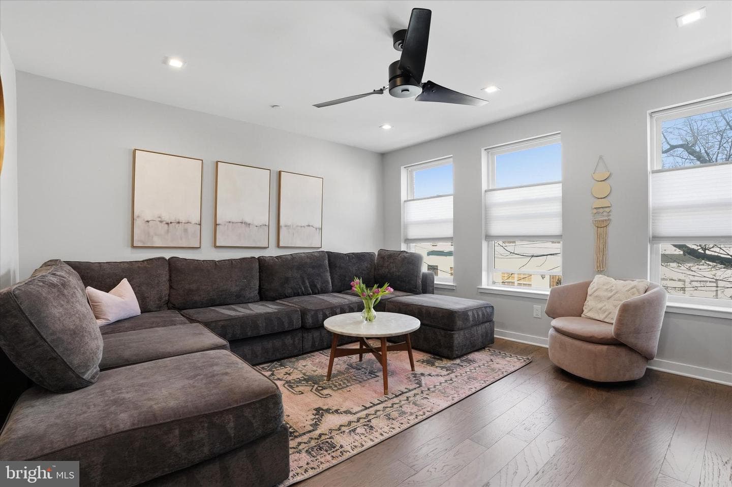 1726 N Hancock Street photo 3