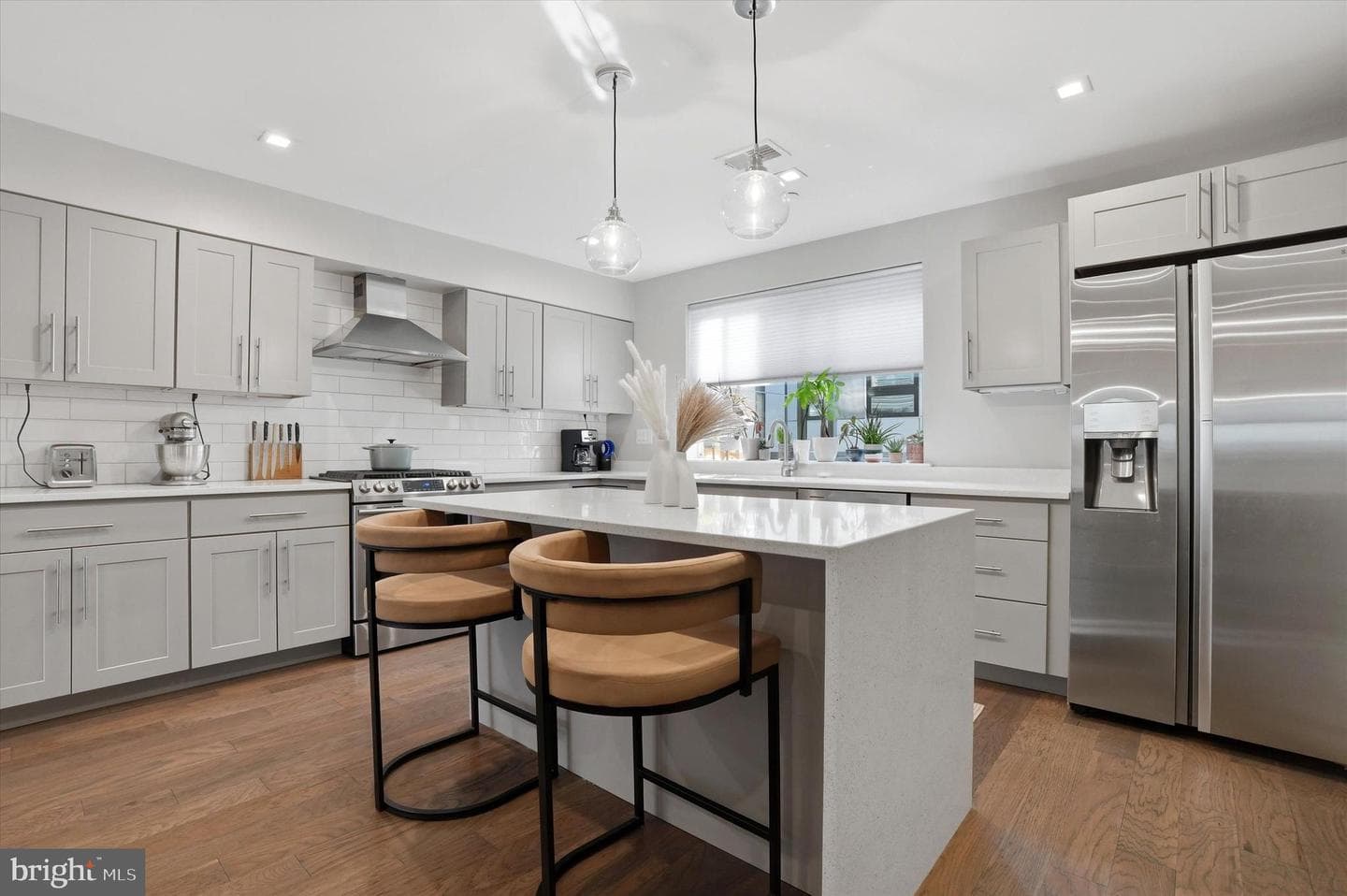 1726 N Hancock Street photo 8