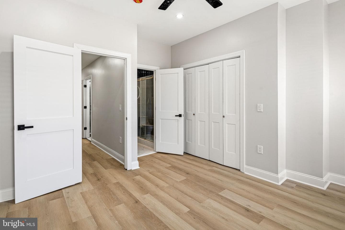 2040 Fernon Street photo 14