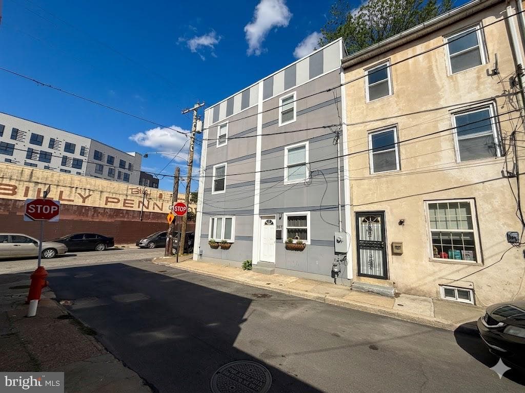 1557 N Orkney Street photo 18