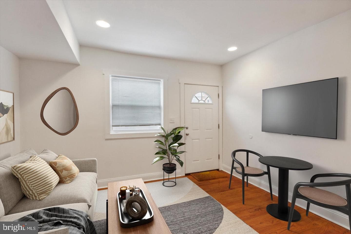 1557 N Orkney Street photo 5