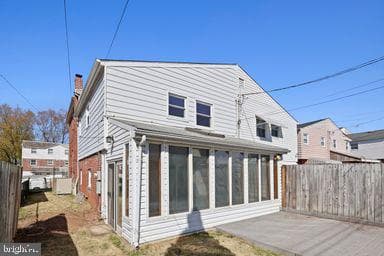 2712 Mower Street photo 6