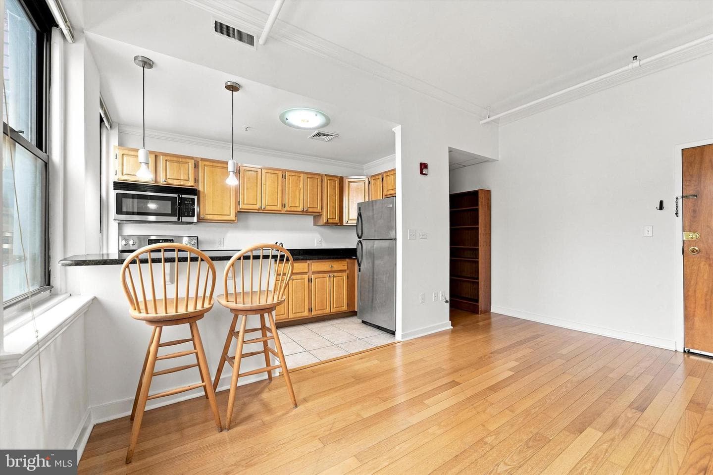 1939 Chestnut Street #8b photo 6