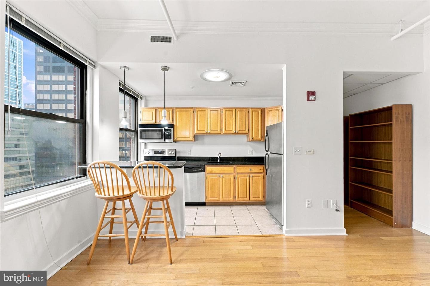 1939 Chestnut Street #8b photo 7