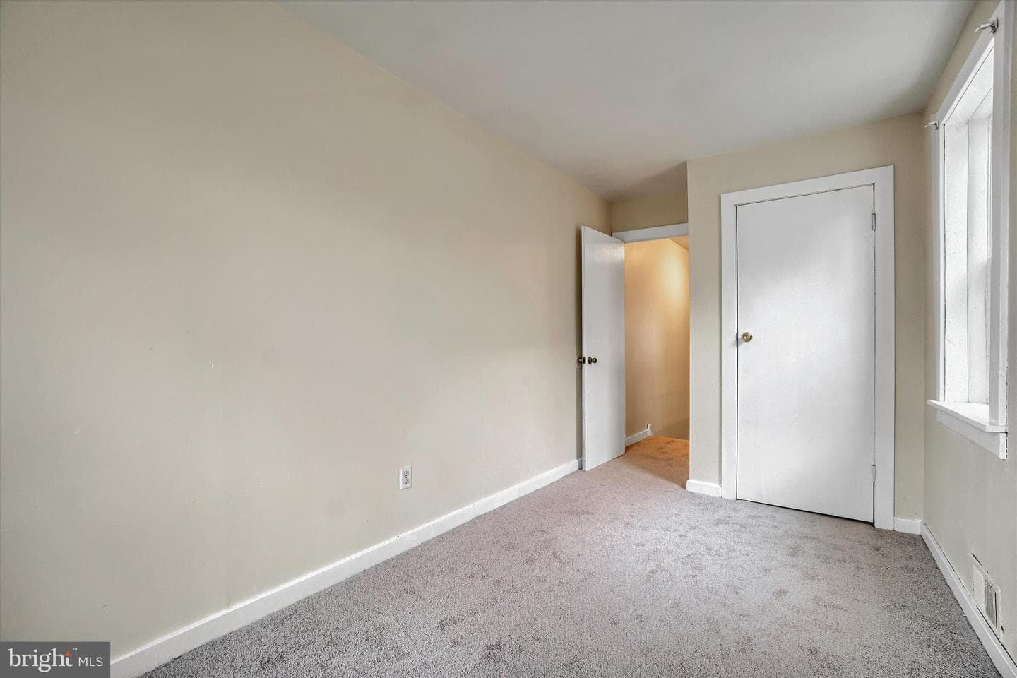 4211 Parrish Street photo 17