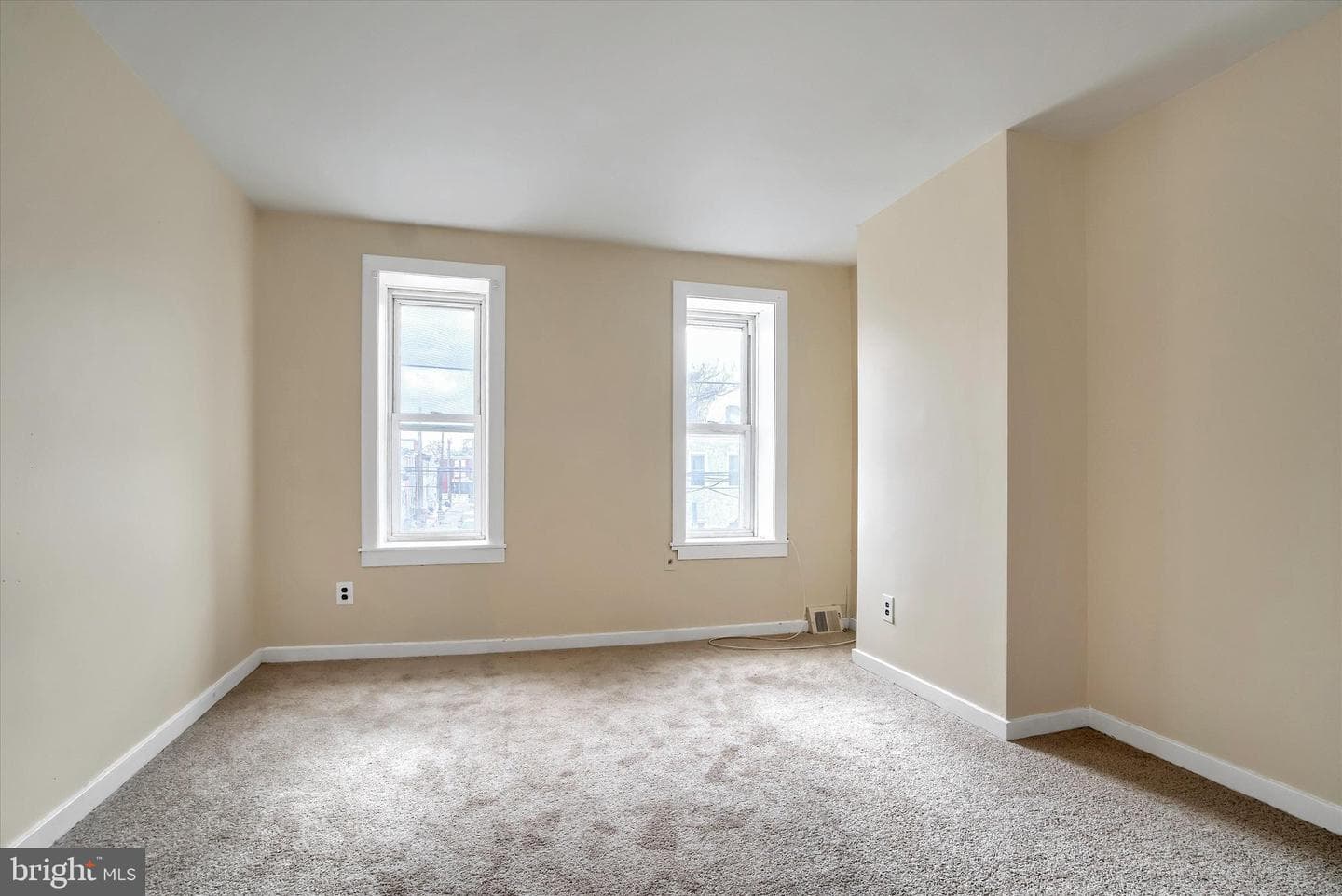 4211 Parrish Street photo 20