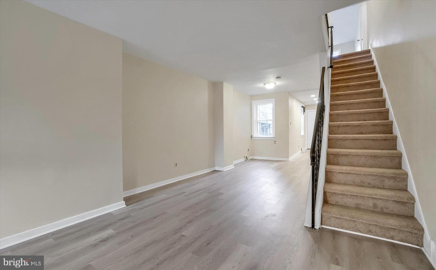 4211 Parrish Street photo 6