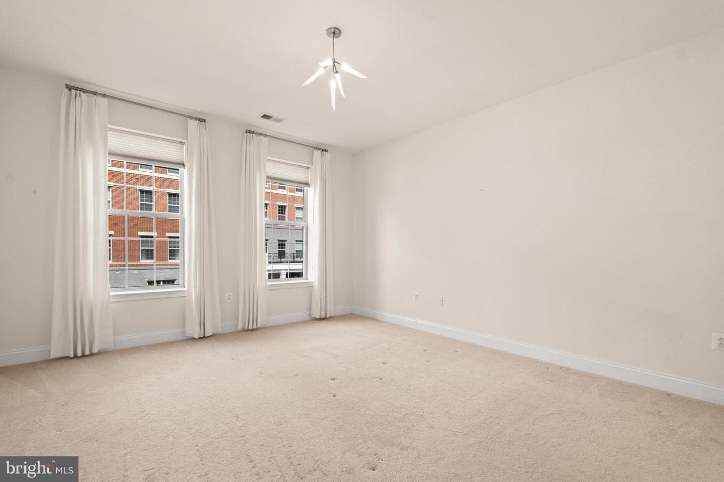 600 Commodore Court #2628 photo 16