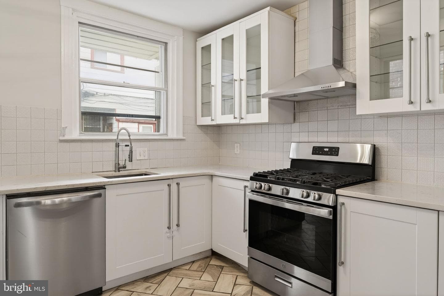 5328 Locust Street photo 14
