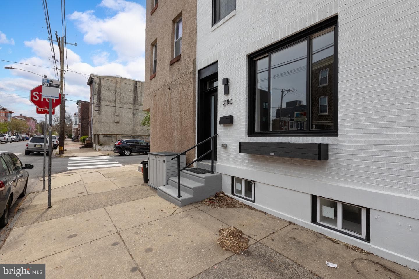 2180 E Cumberland Street photo 4
