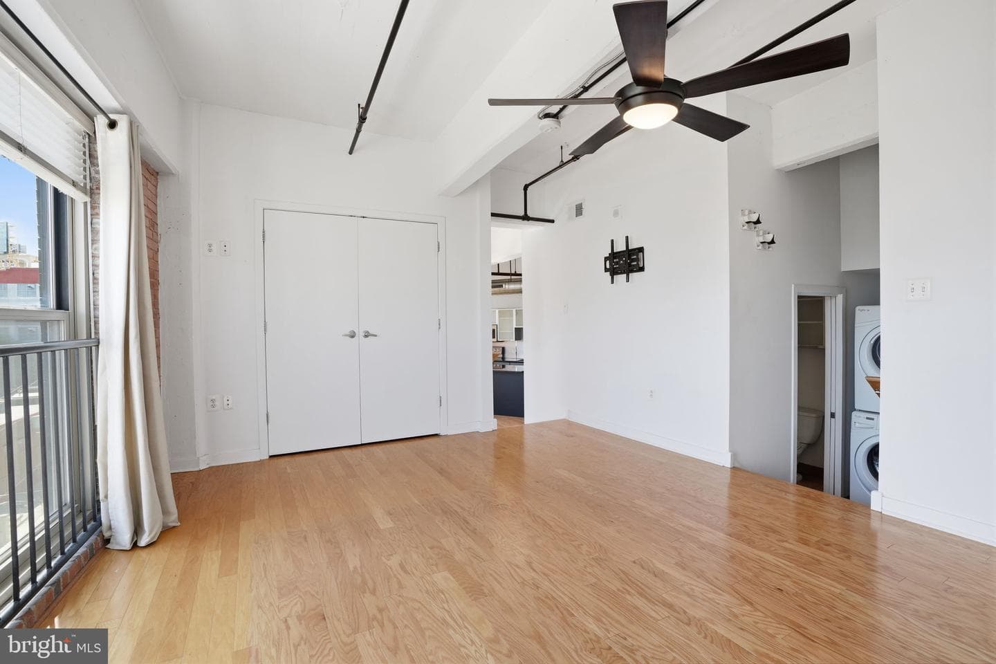 444 N 4th Street #407 photo 17