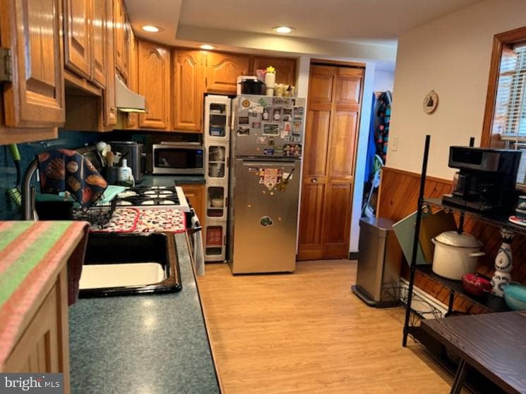 2710 E Birch Street photo 9