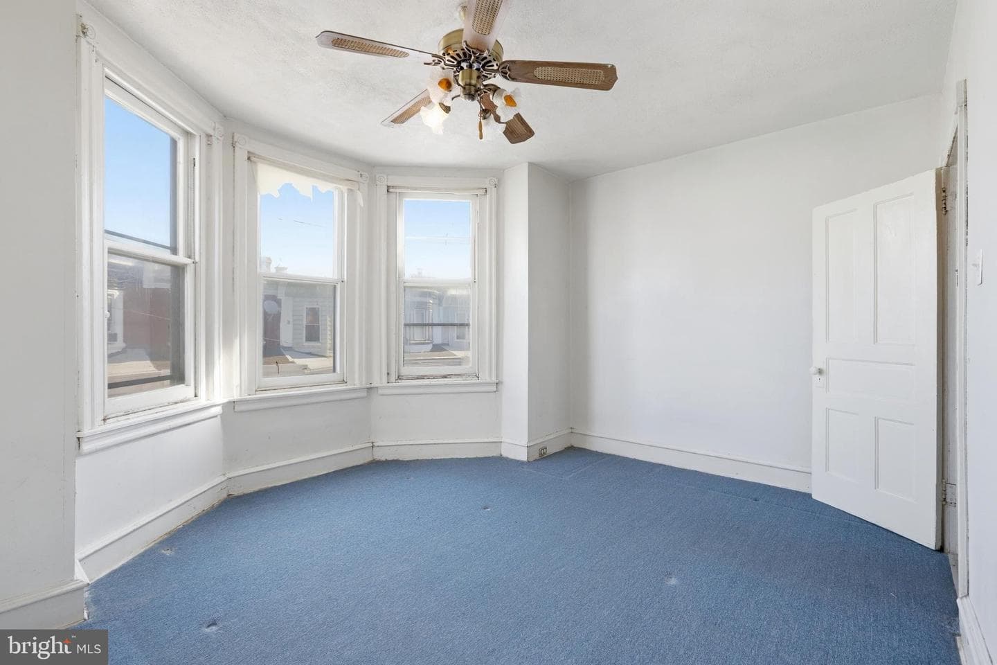 1222 S Peach Street photo 10