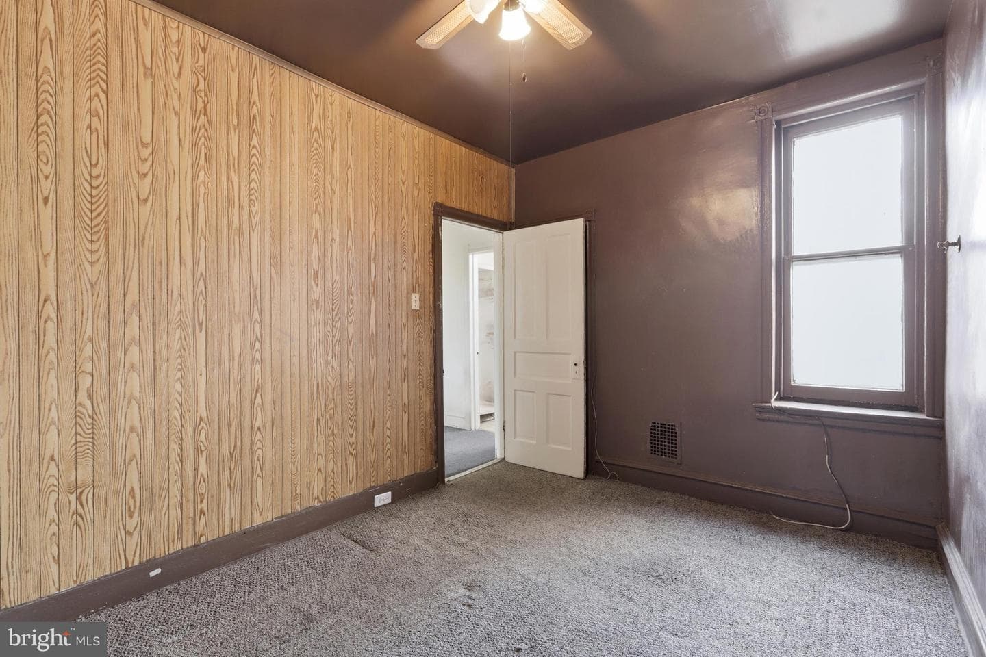 1222 S Peach Street photo 12