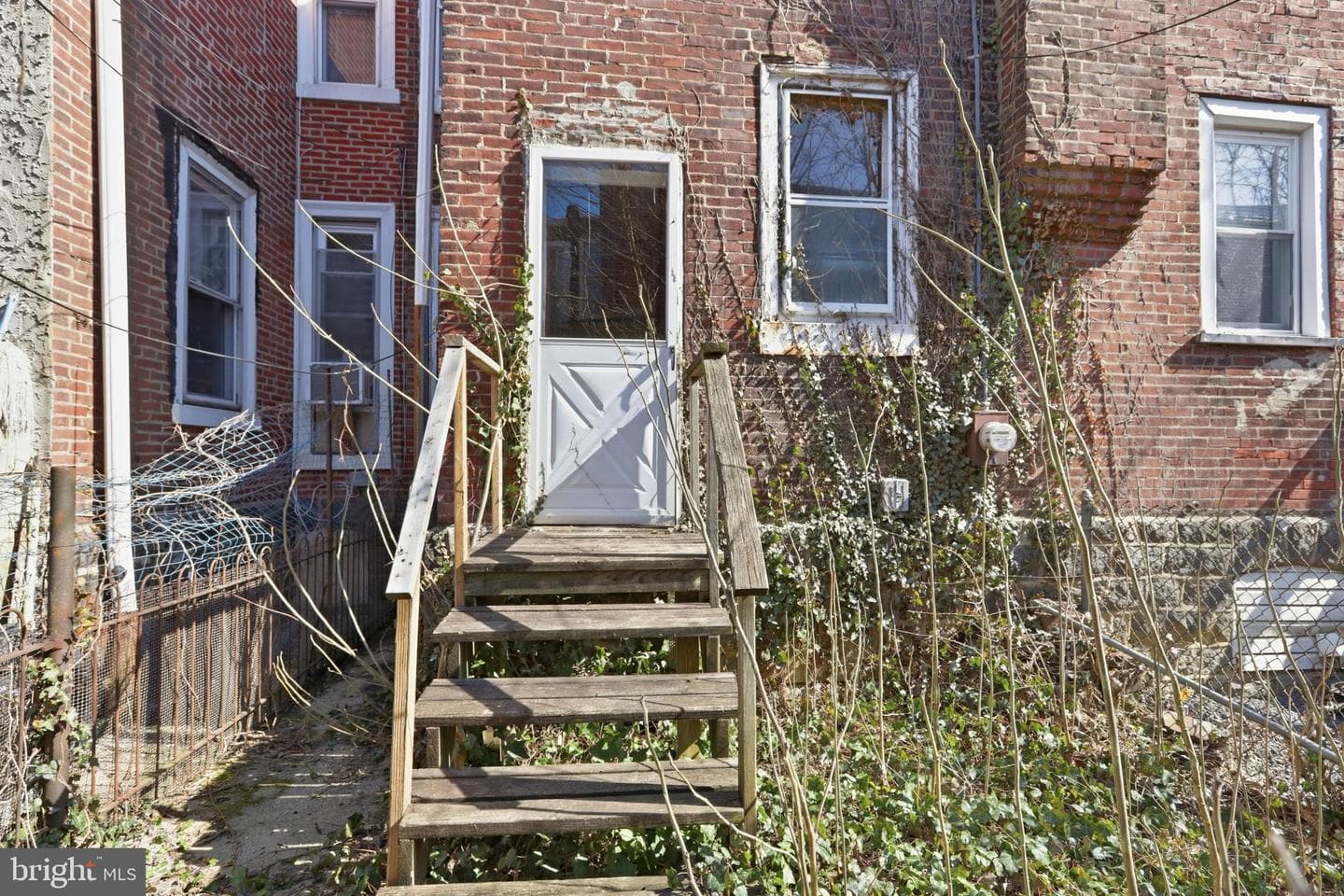 1222 S Peach Street photo 18