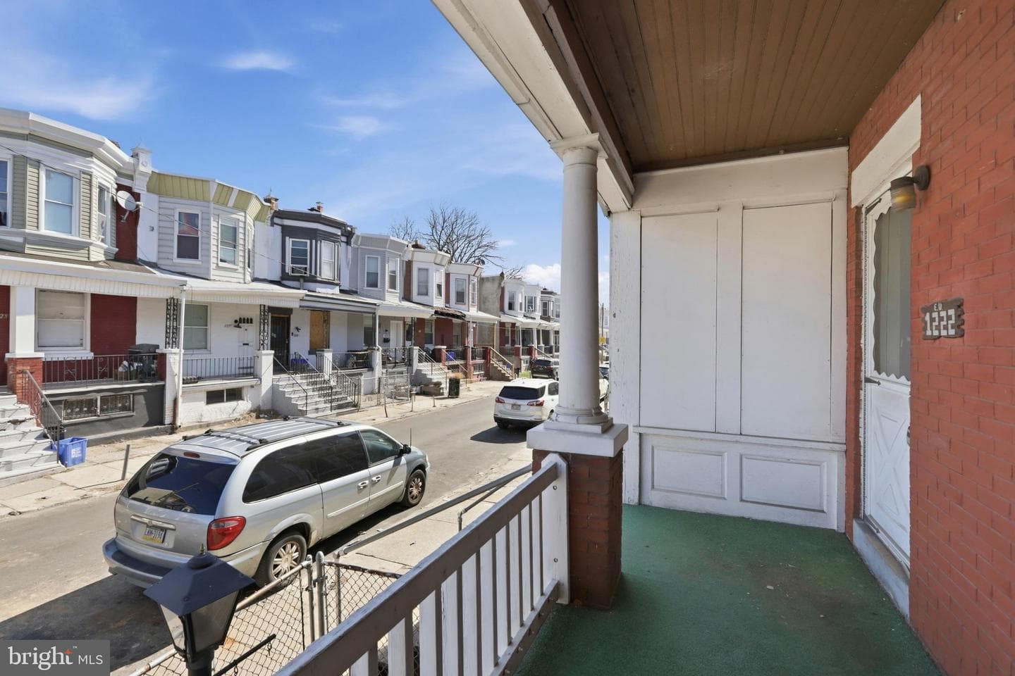 1222 S Peach Street photo 2