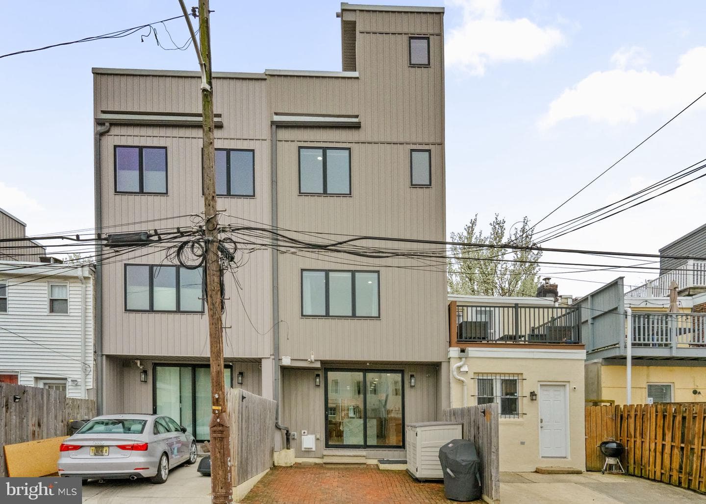 2023 Saint Albans Street photo 42