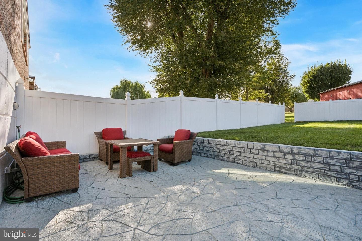 15014 Theresa Drive photo 23