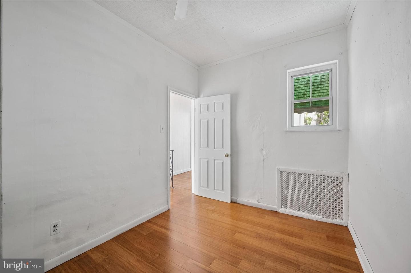 2229 S Garnet Street photo 18