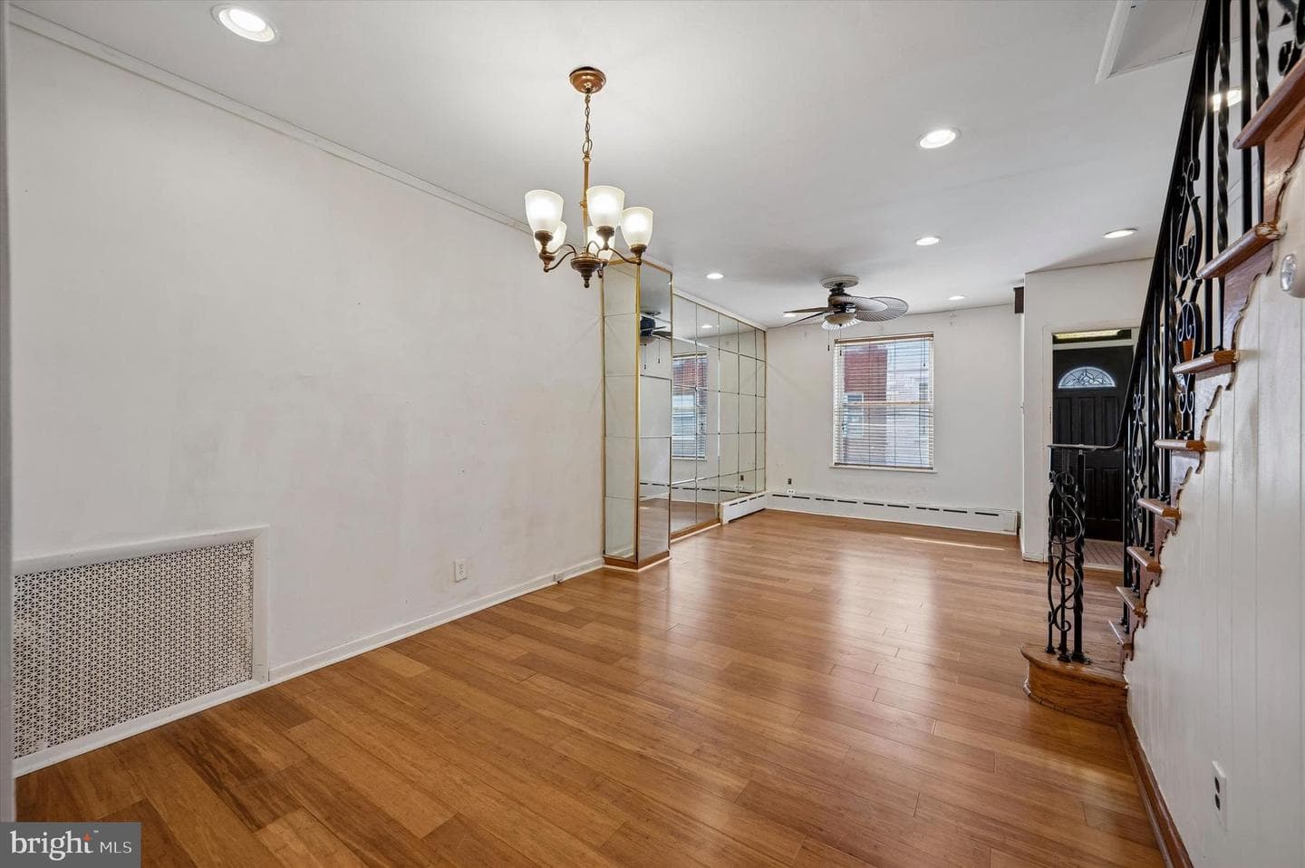 2229 S Garnet Street photo 7