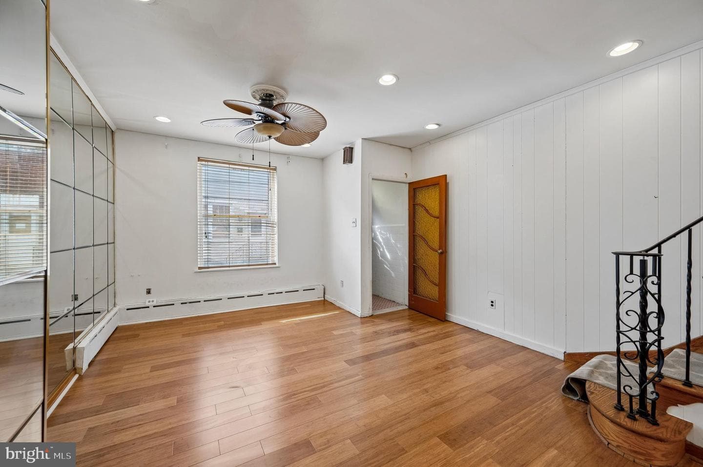 2229 S Garnet Street photo 9