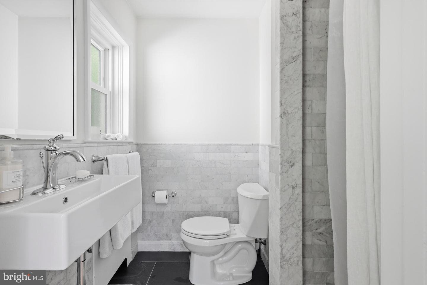 155 Rex Avenue photo 13