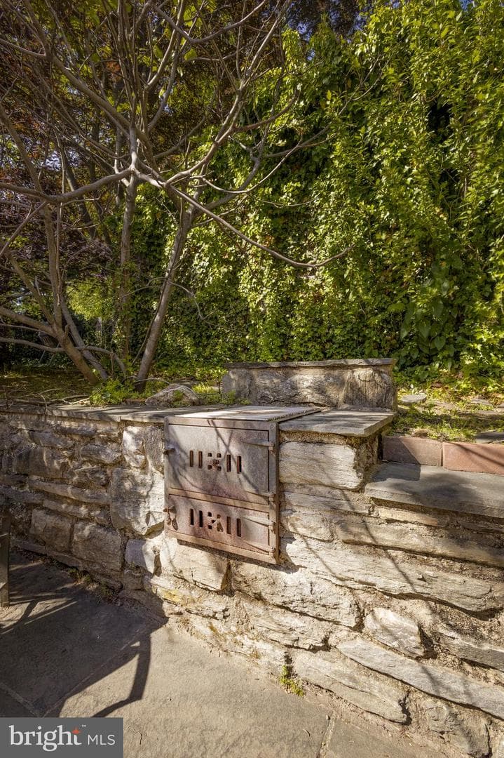 155 Rex Avenue photo 28