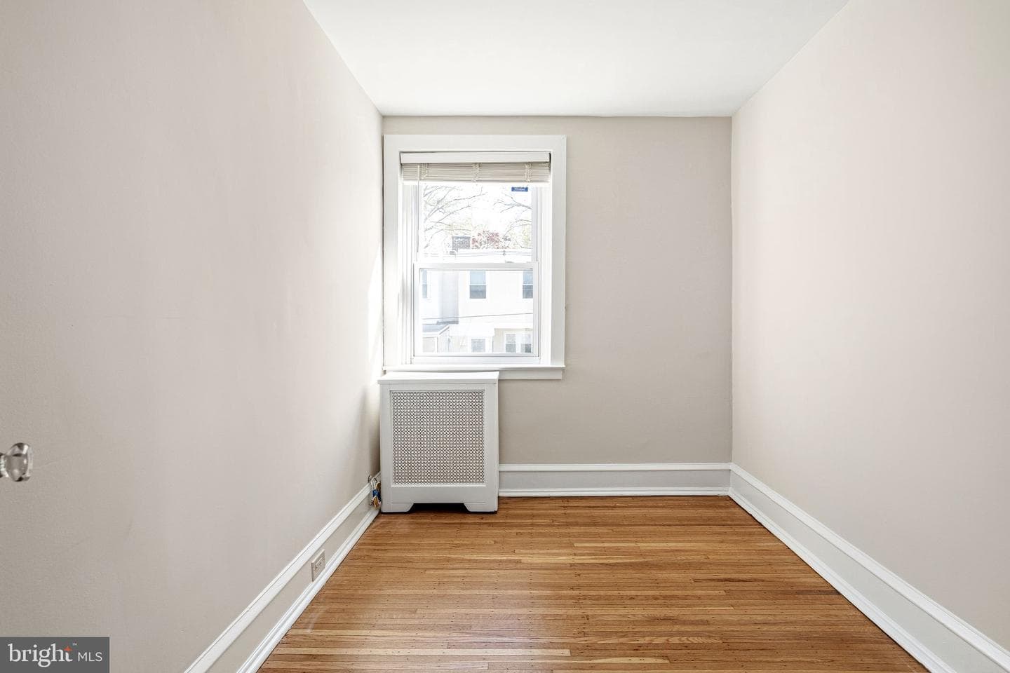 3421 Vaux Street photo 11