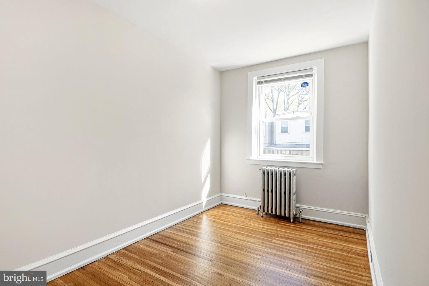 3421 Vaux Street photo 13