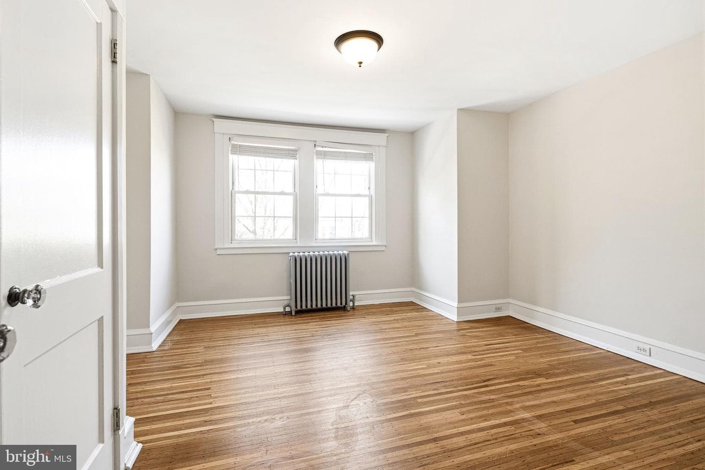 3421 Vaux Street photo 16