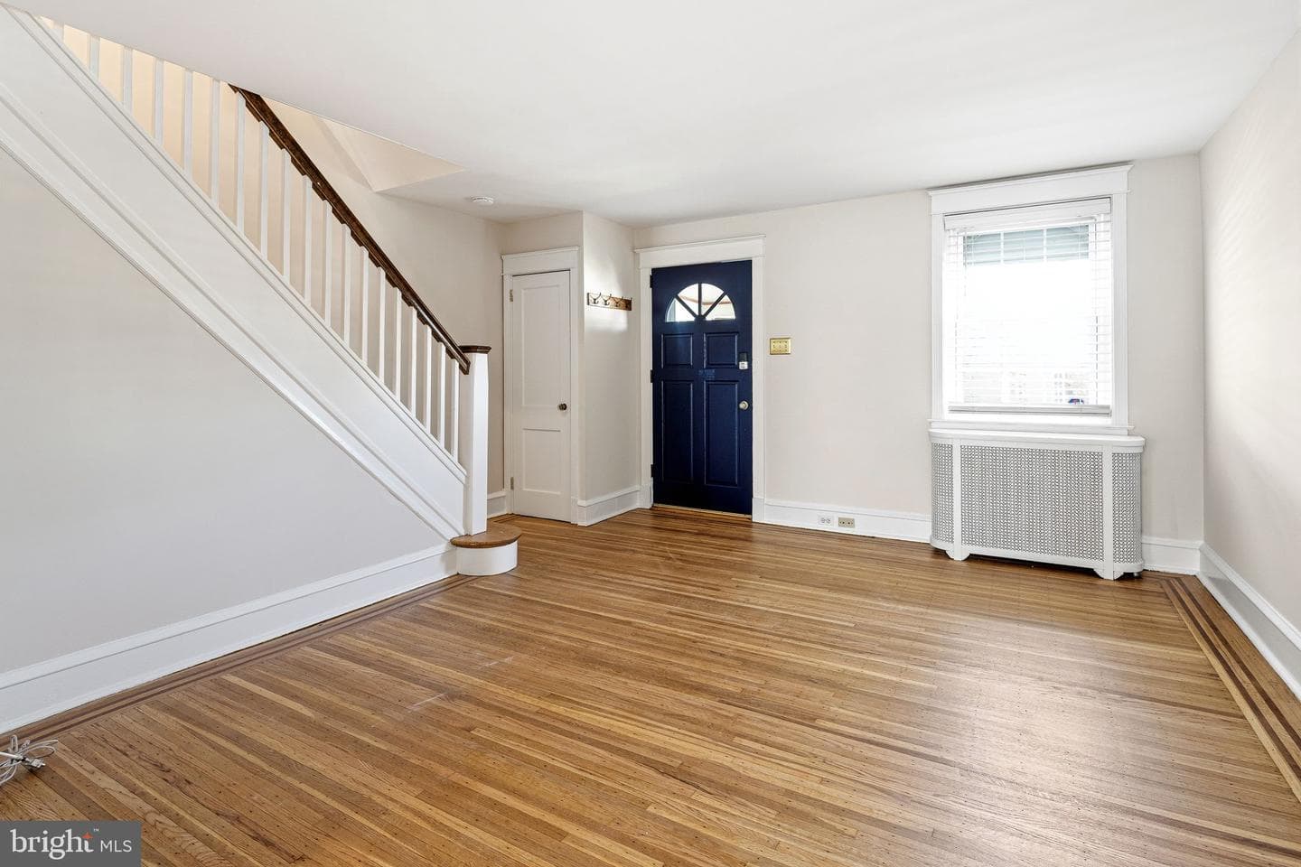3421 Vaux Street photo 3