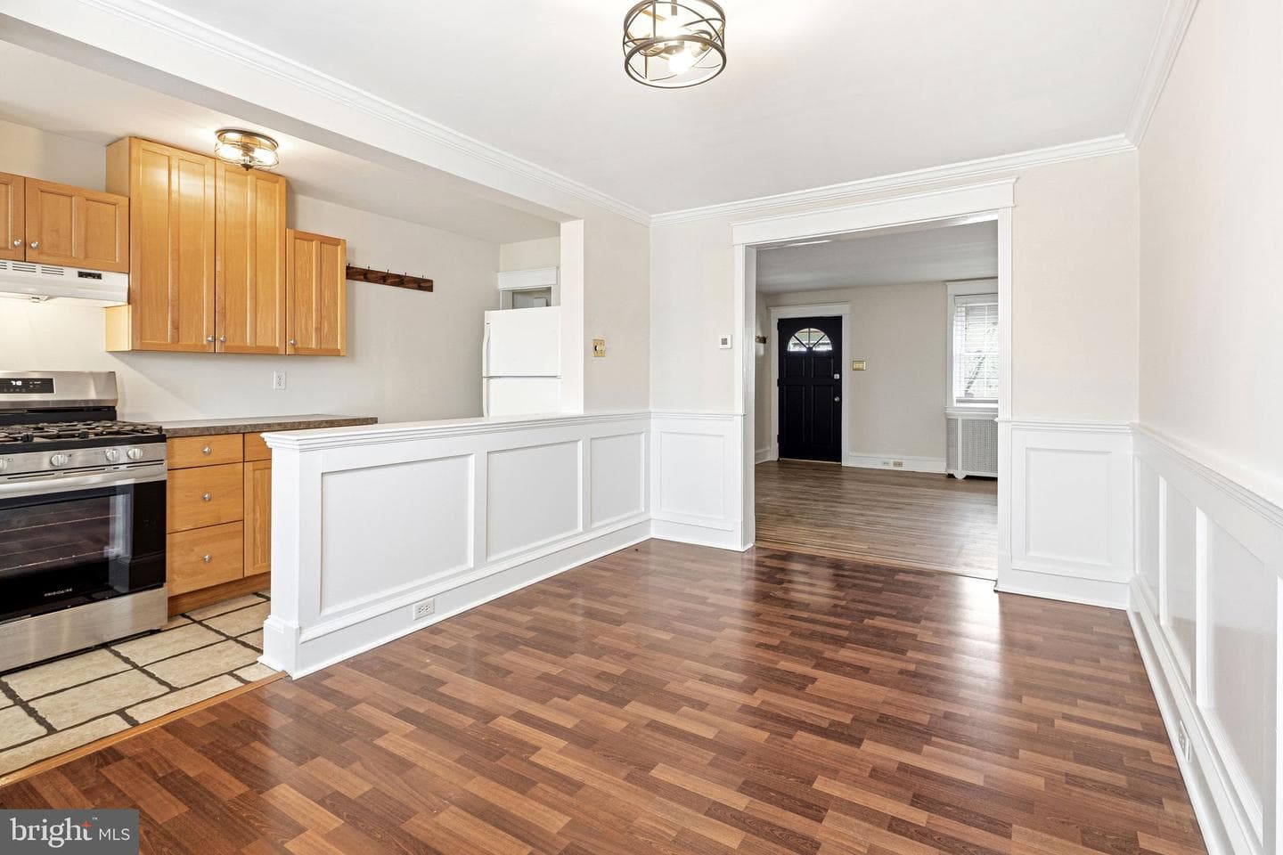 3421 Vaux Street photo 5