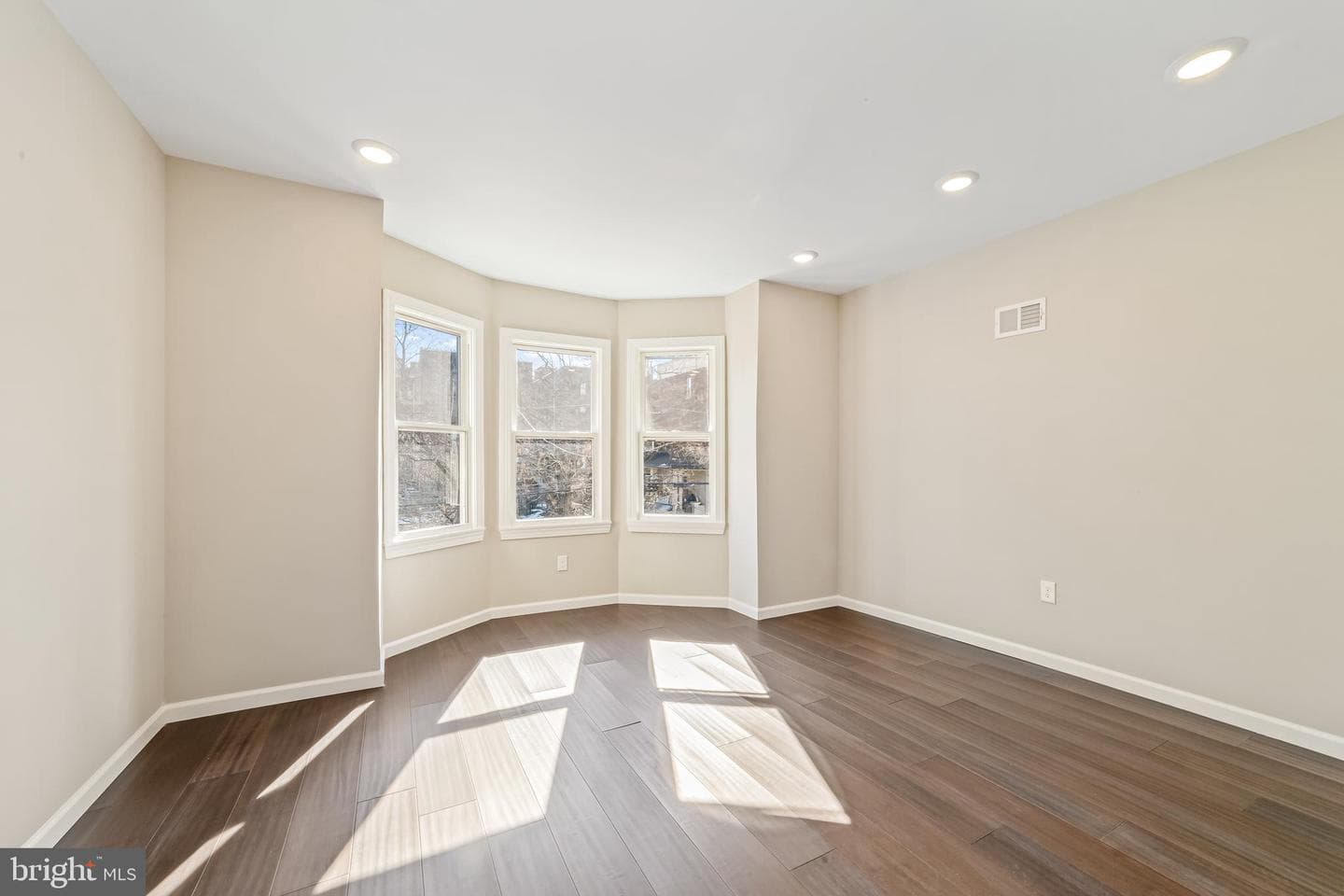 4707 Sansom Street photo 27