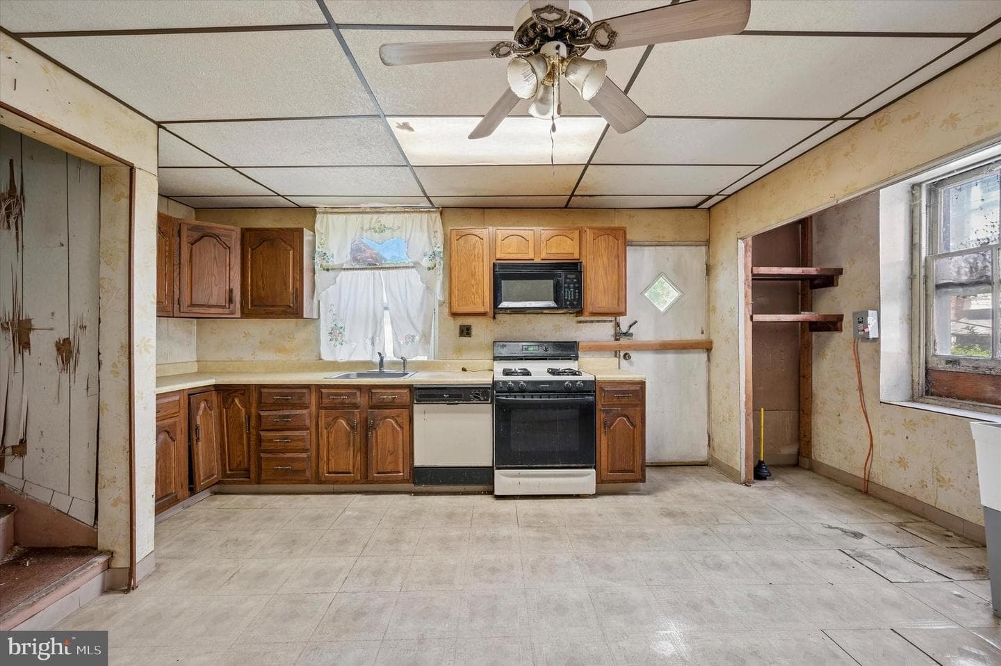 4511 Chester Avenue photo 13