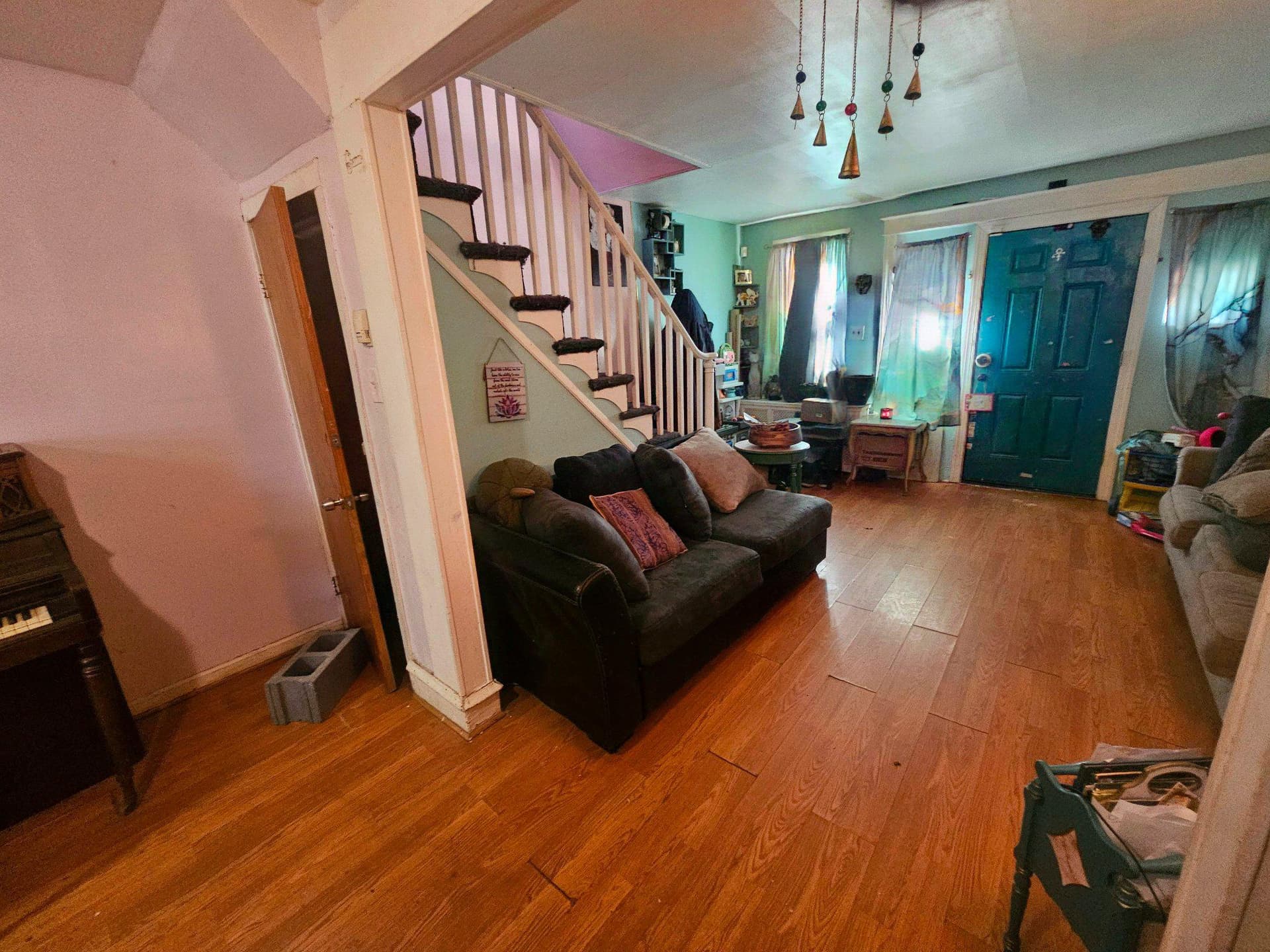 6913 Rodney Street photo 3
