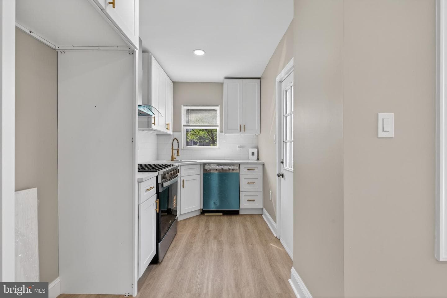 6549 Edmund Street photo 13