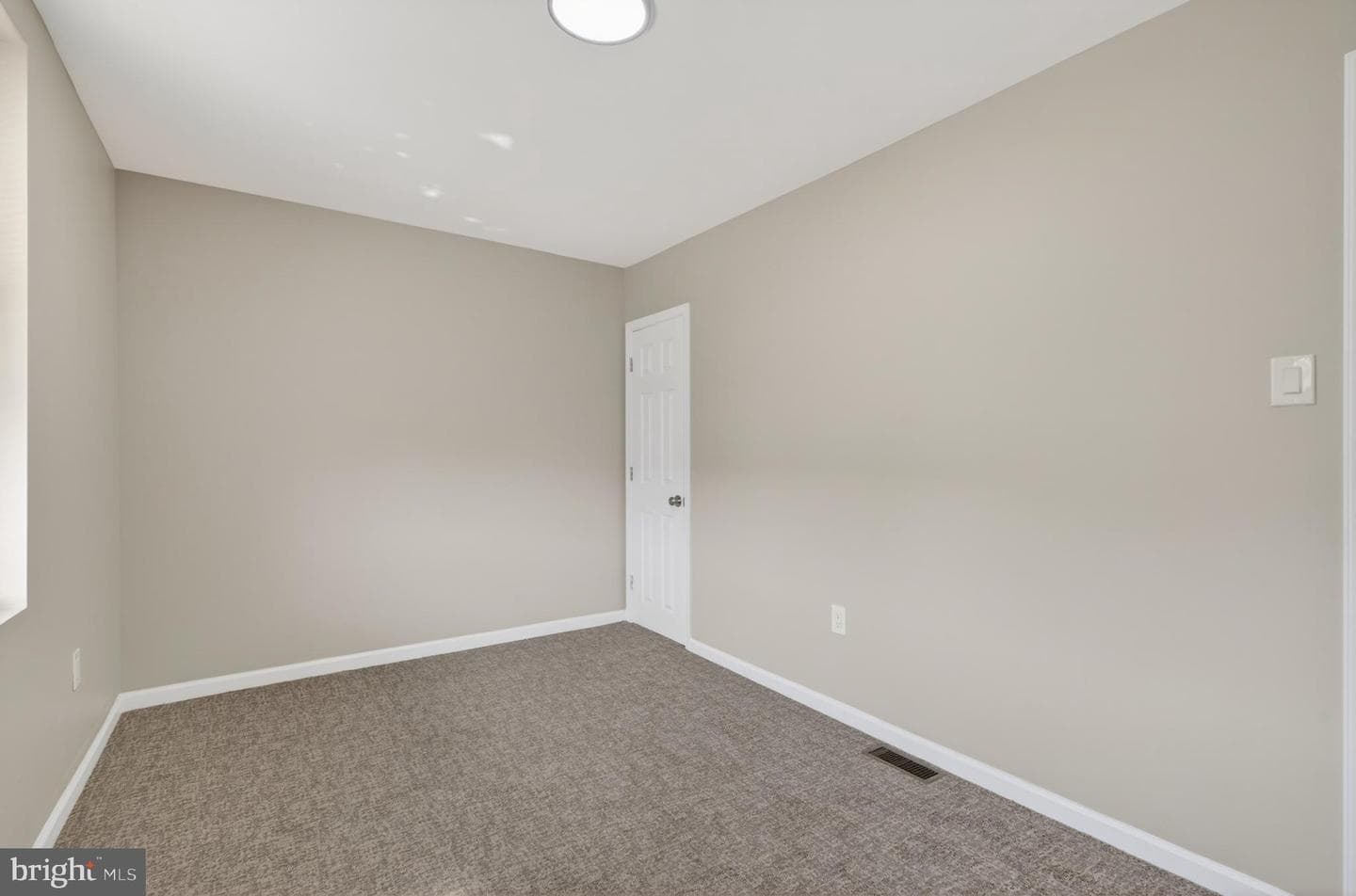 6549 Edmund Street photo 17
