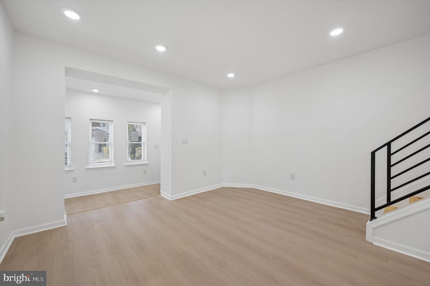 5539 Pine Street photo 4