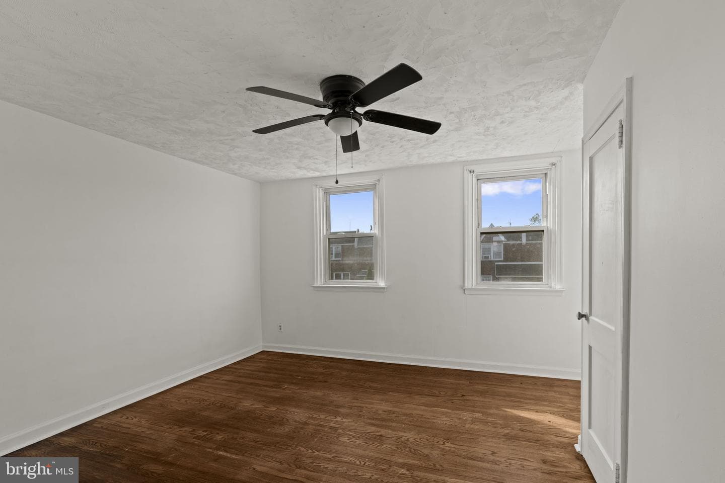 6334 Edmund Street photo 11