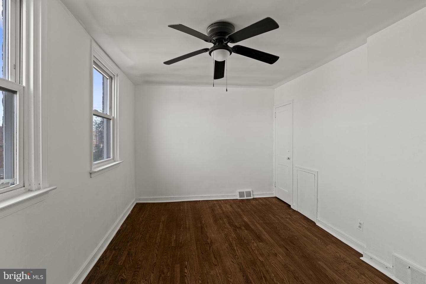6334 Edmund Street photo 15
