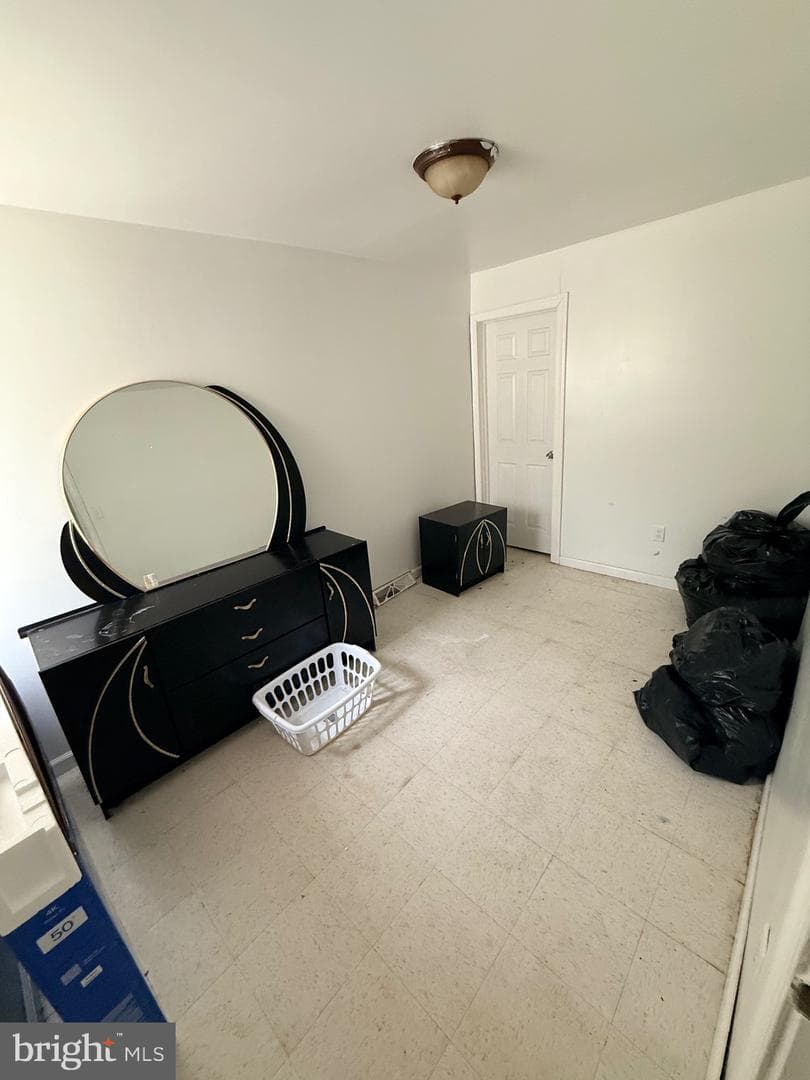 2241 Sigel Street photo 16